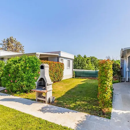 Casa vacanze Mobile Superior-6 By Interhome *