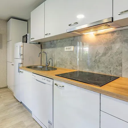 Dom wakacyjny Mobile Superior-6 By Interhome