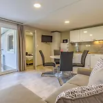 펜션 Mobile Superior-6 By Interhome
